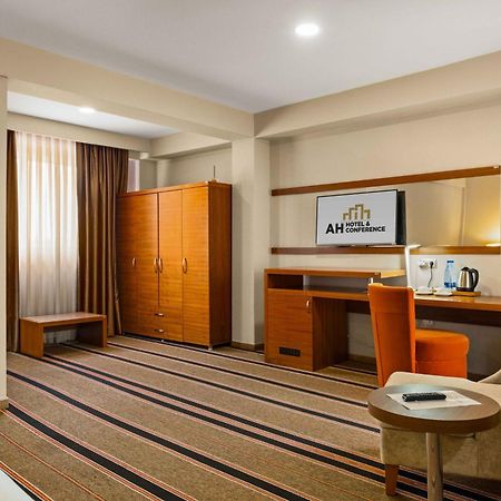 Ah Hotel And Conferences Madina Exterior photo